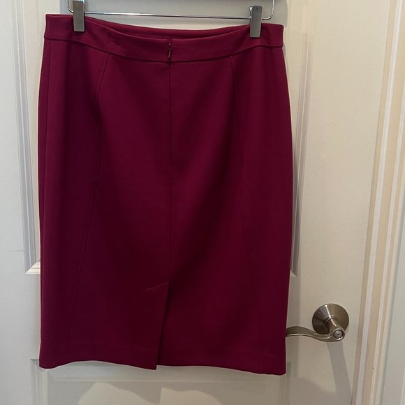Pencil Skirt Raspberry - Picture 2 of 3